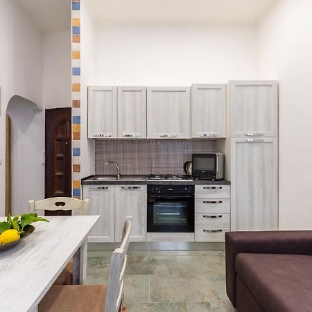 Gelso Complex Studios And Flat By Napoliapartments エクステリア 写真