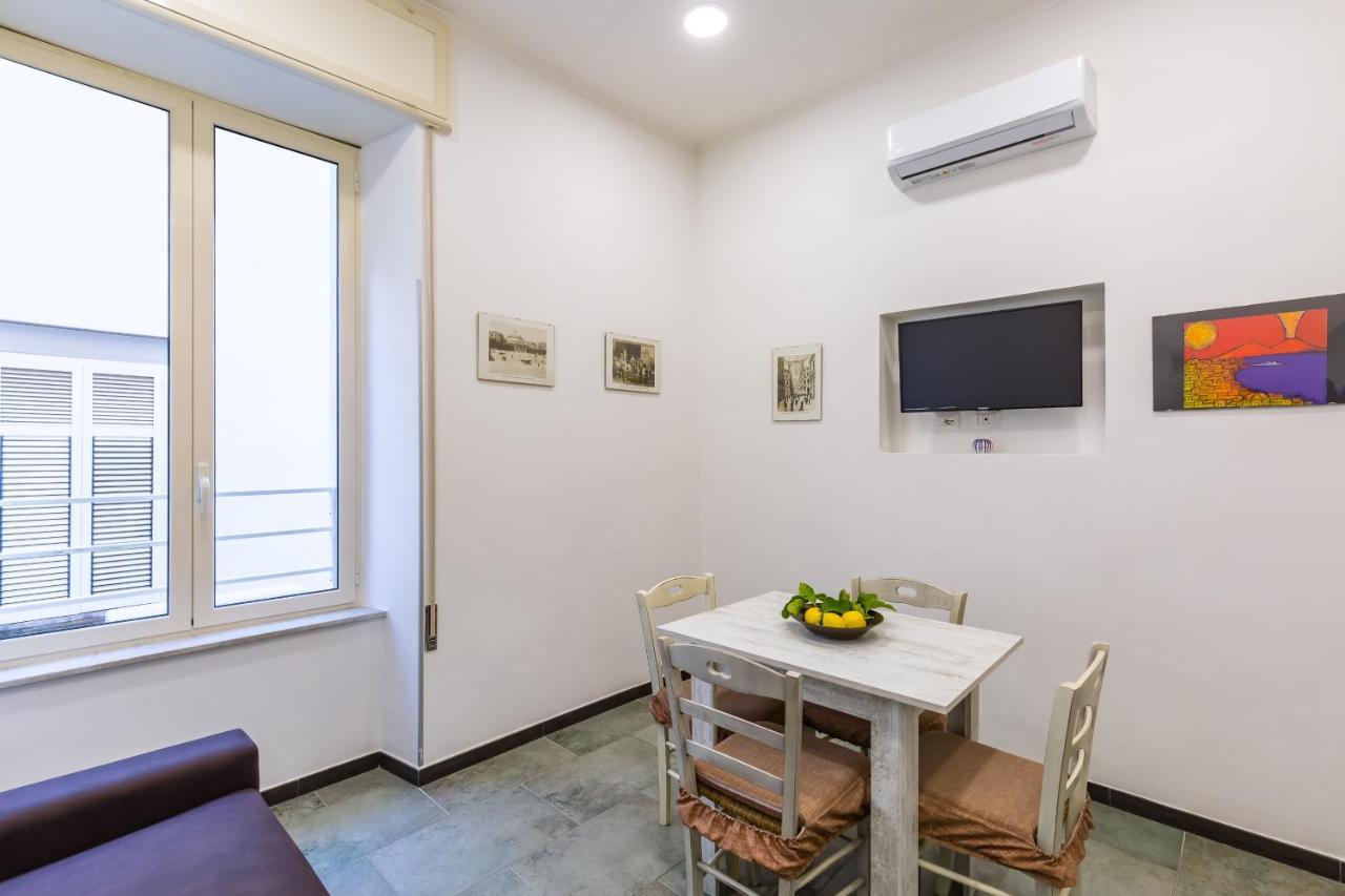 Gelso Complex Studios And Flat By Napoliapartments エクステリア 写真