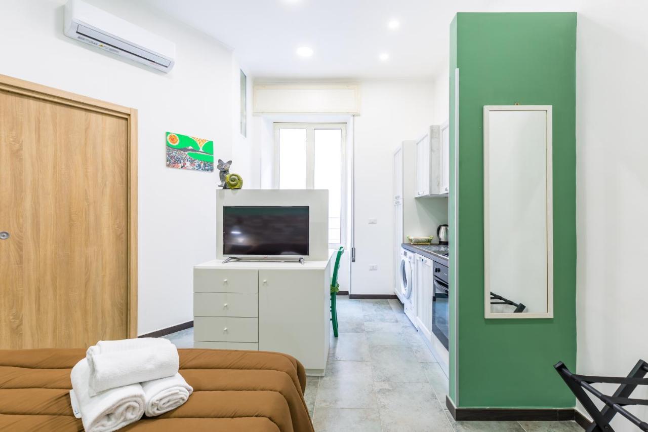 Gelso Complex Studios And Flat By Napoliapartments エクステリア 写真
