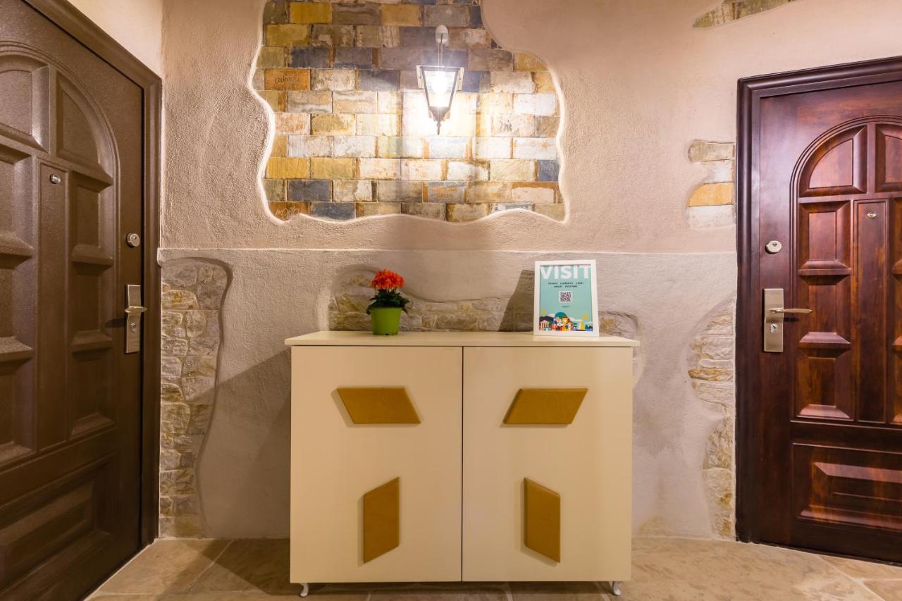 Gelso Complex Studios And Flat By Napoliapartments エクステリア 写真