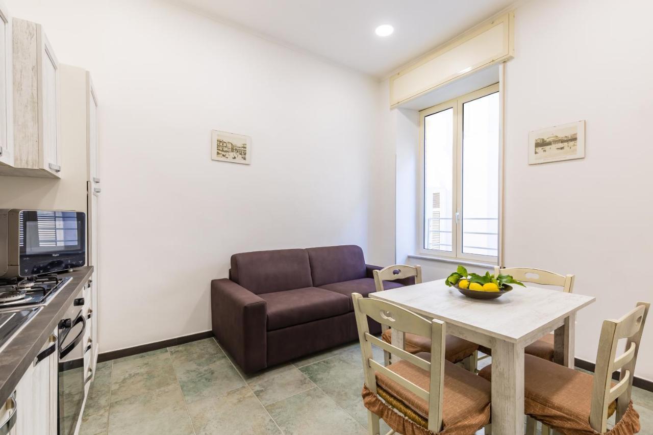 Gelso Complex Studios And Flat By Napoliapartments エクステリア 写真